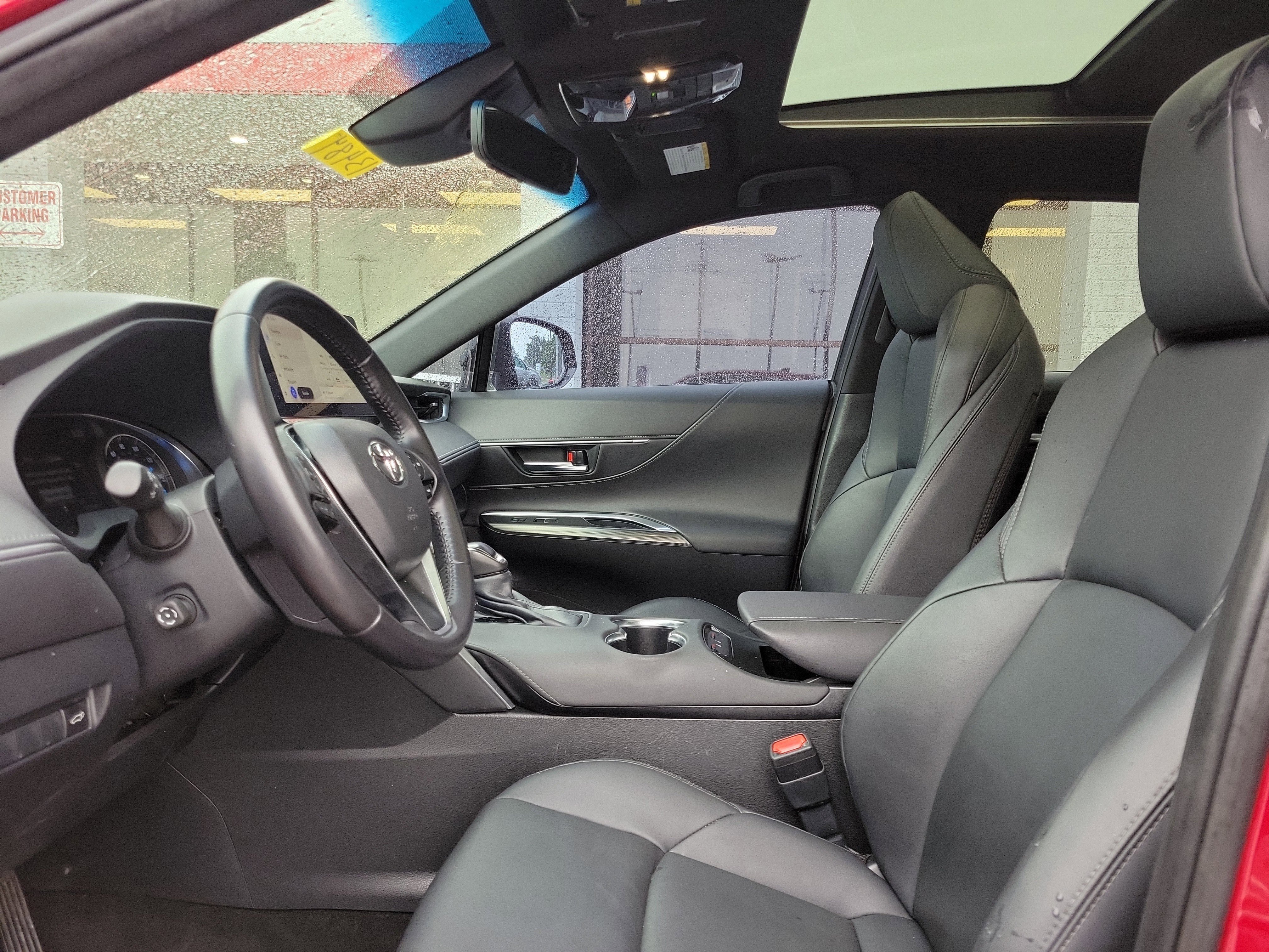 Used 2024 Toyota Venza Nightshade AWD/4WD image 15