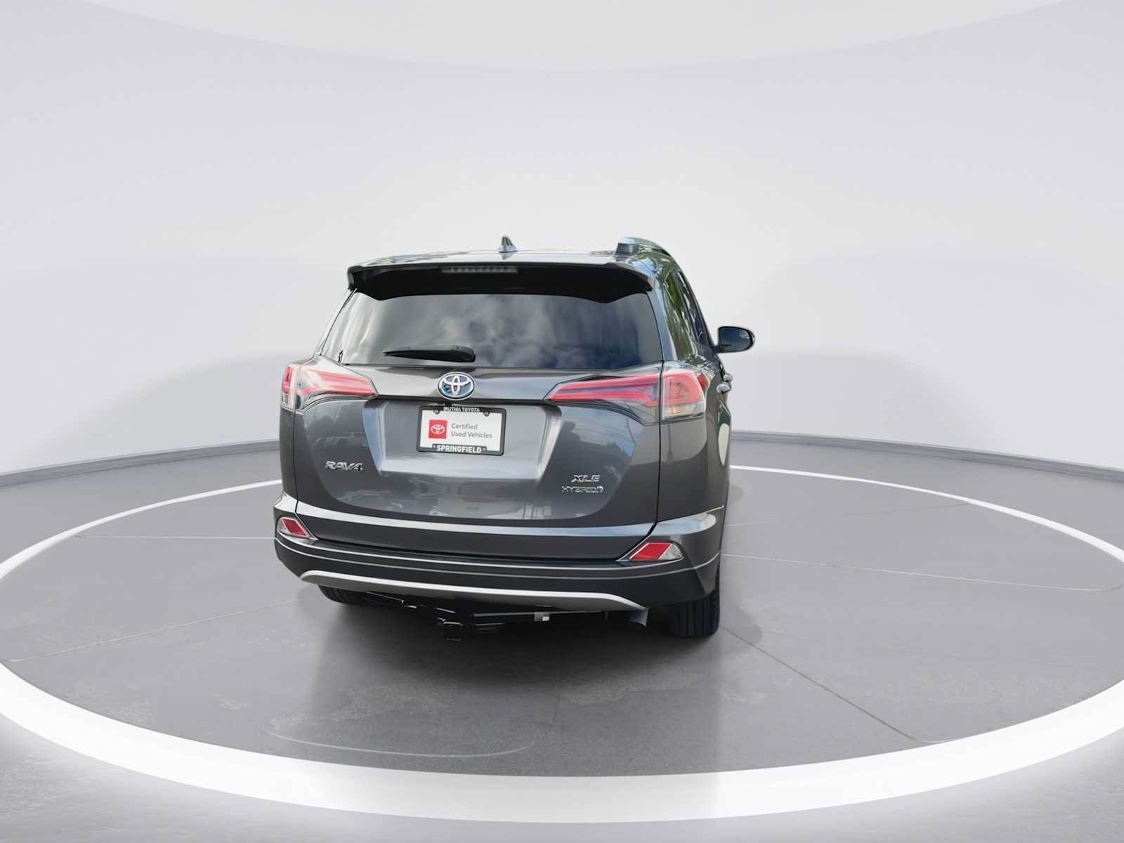Certified 2018 Toyota RAV4 XLE w/ Carpet Mat Package AWD/4WD image 7