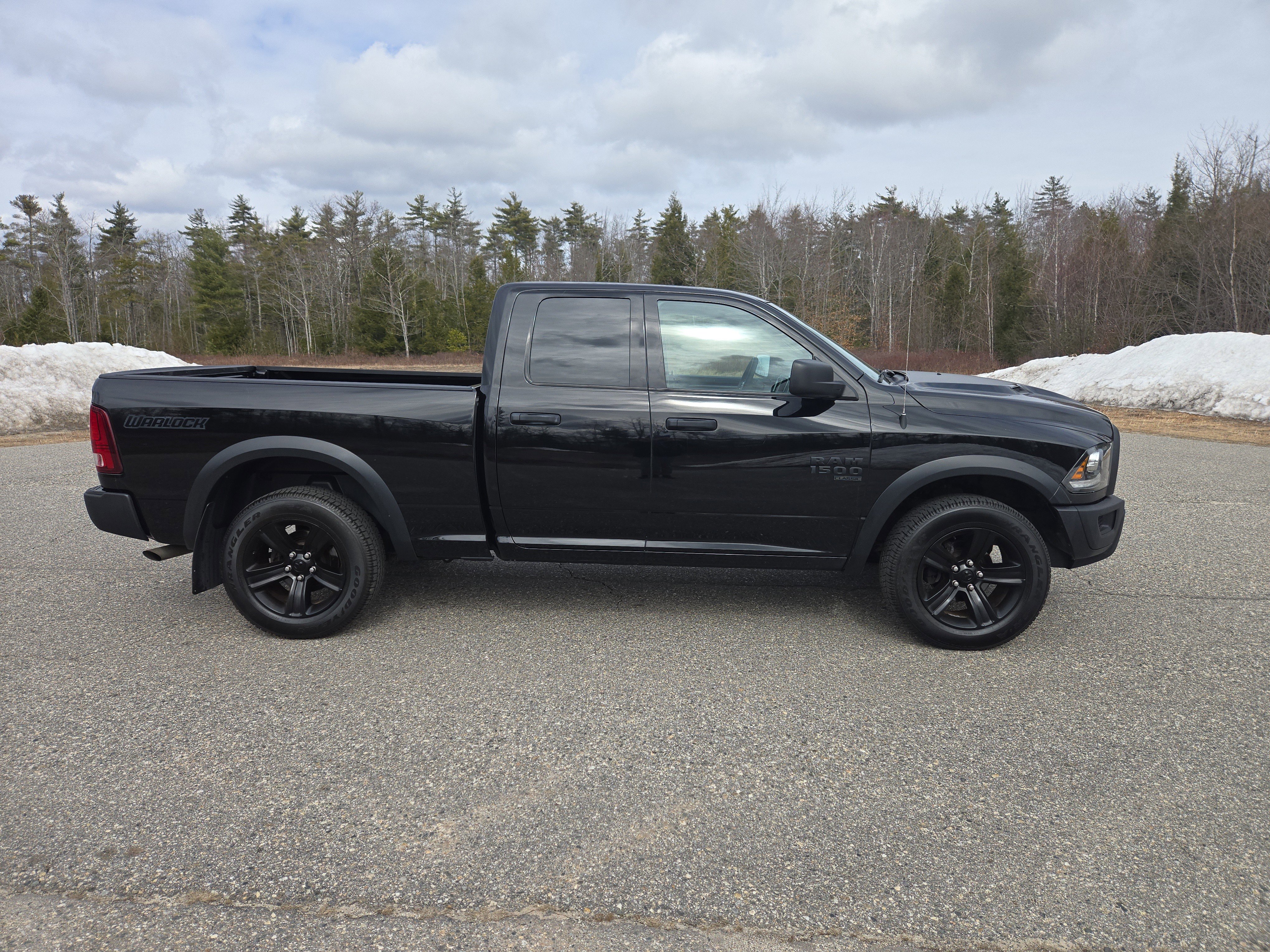 Used 2022 RAM 1500 Classic Warlock w/ Warlock Decor Package AWD/4WD image 4