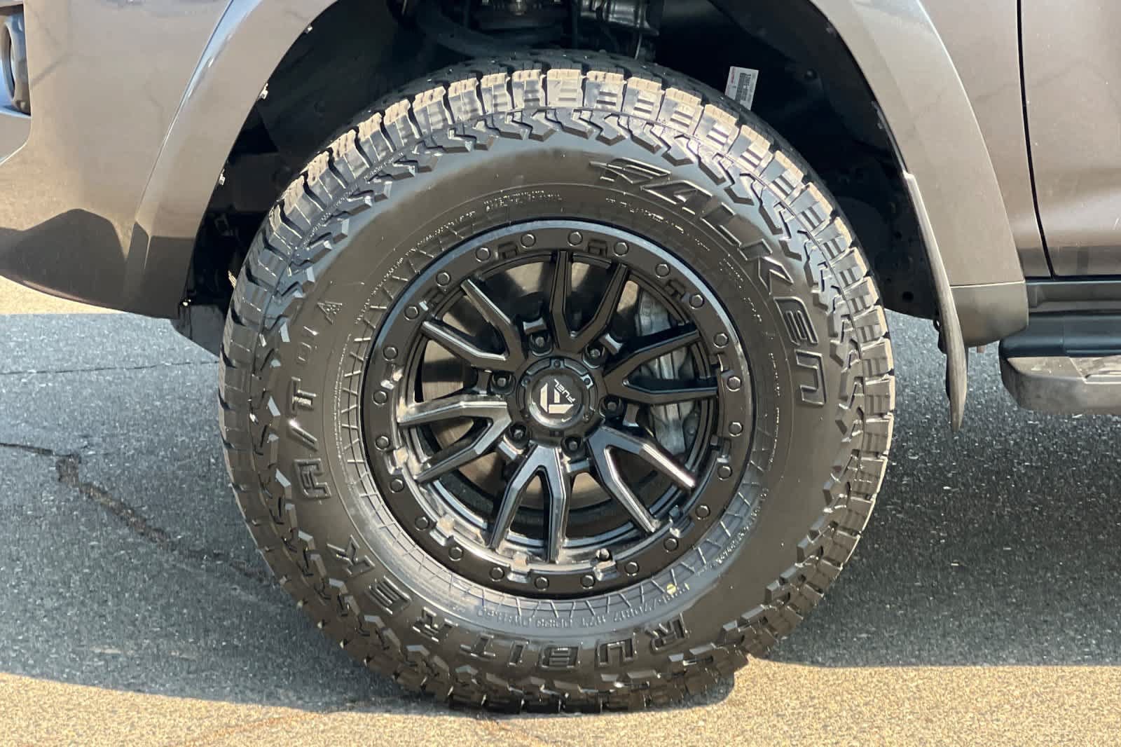 Used 2023 Toyota 4Runner TRD Off-Road Premium w/ Moonroof Package AWD/4WD image 32
