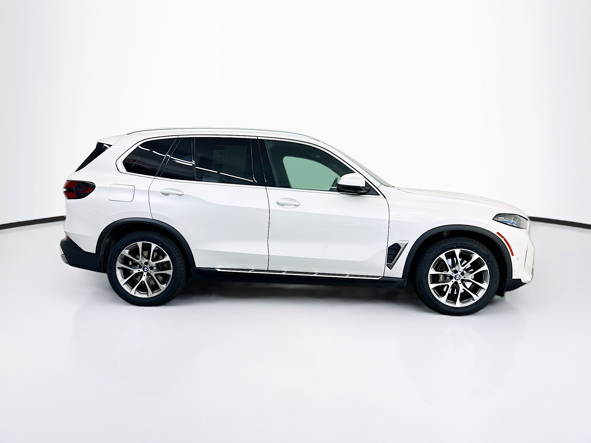 Used 2024 BMW X5 xDrive40i AWD/4WD image 10