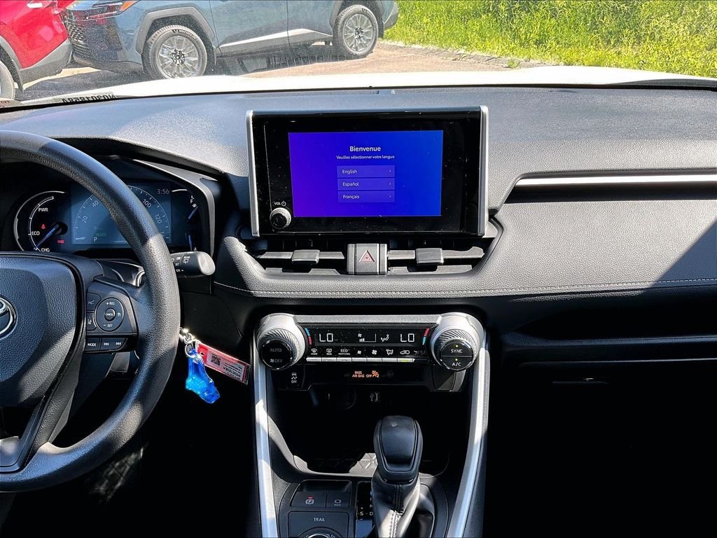 Certified 2024 Toyota RAV4 LE AWD/4WD image 18