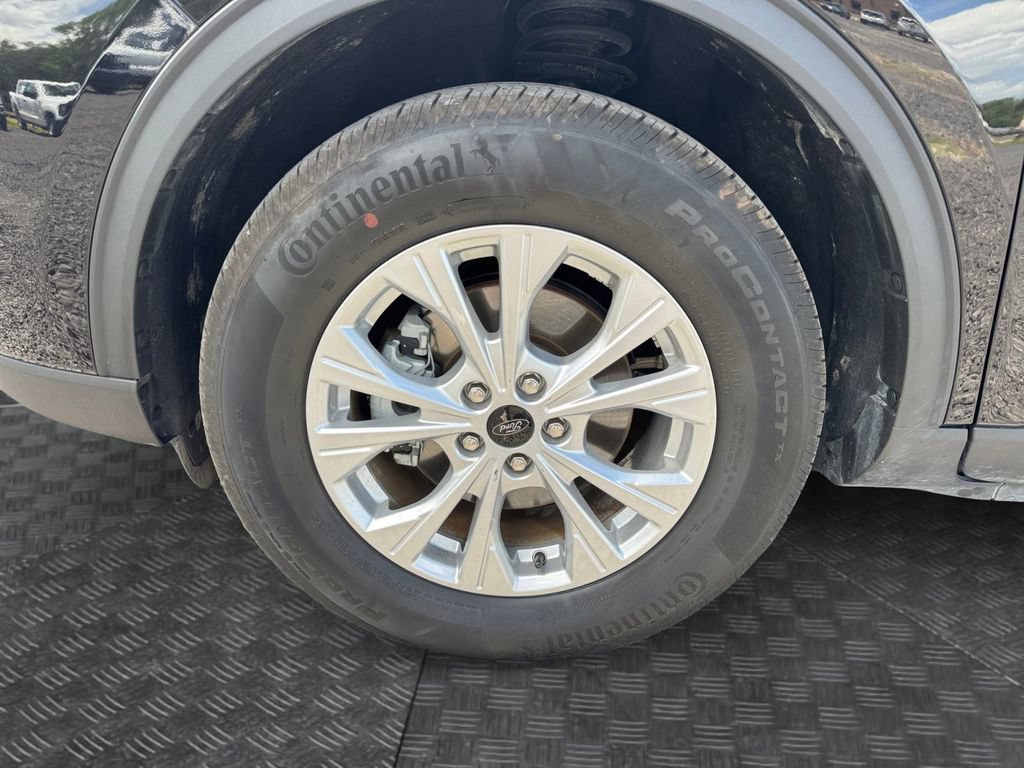 Certified 2025 Ford Escape Active AWD/4WD image 19