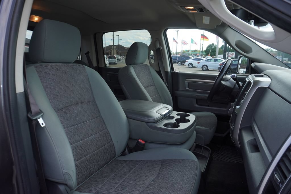 Used 2015 RAM 3500 SLT w/ Luxury Group AWD/4WD image 30
