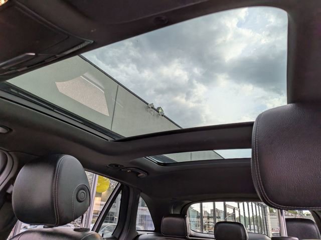 Used 2021 Mercedes-Benz GLC 300 4MATIC image 22