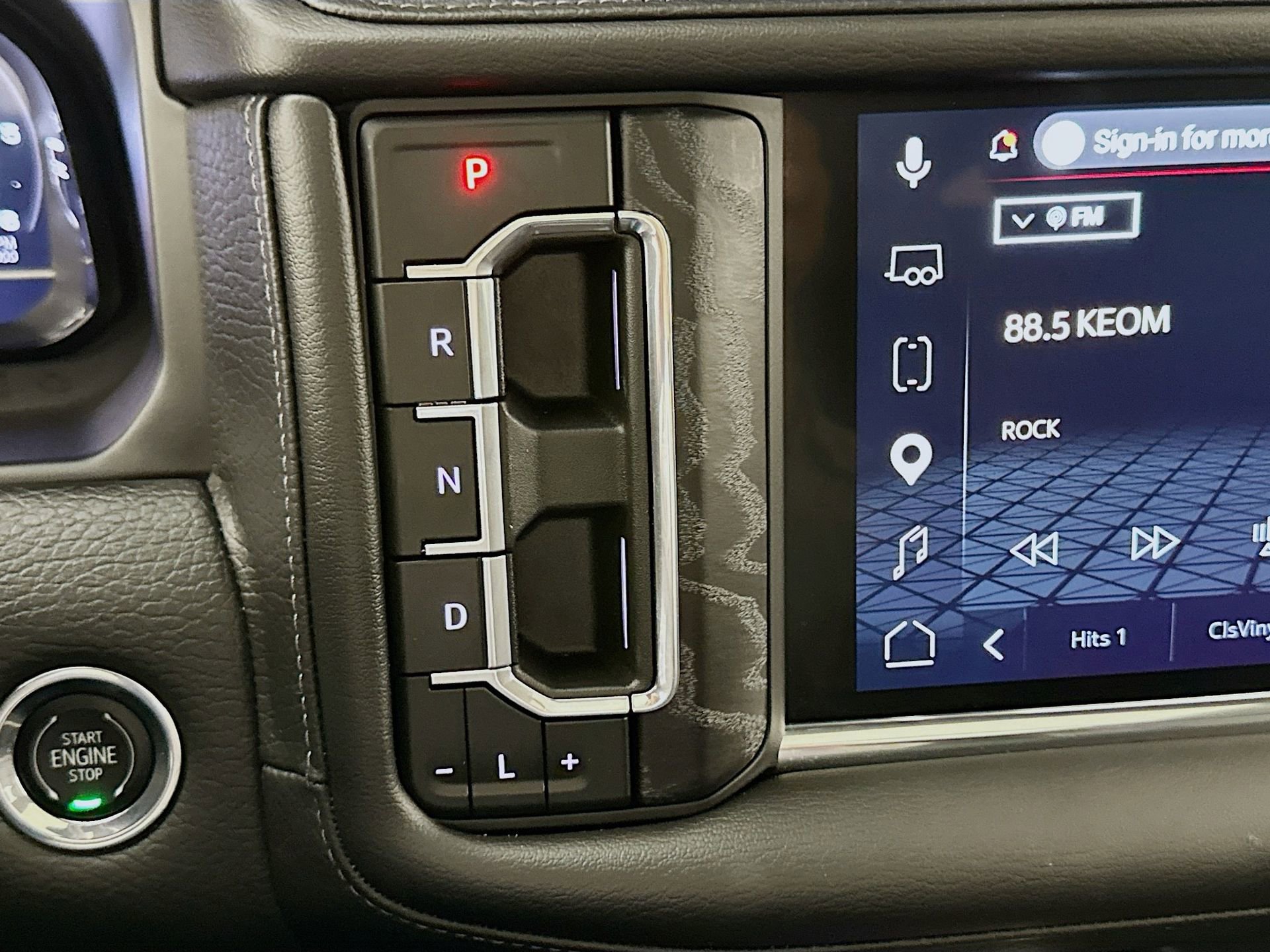 Used 2023 GMC Yukon Denali w/ LPO, Floor Liner Package image 18