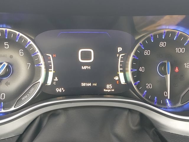 Used 2025 Chrysler Pacifica Limited FWD image 24