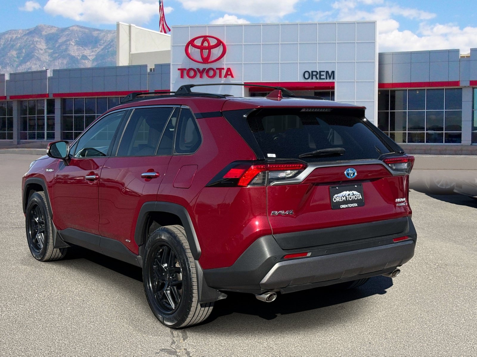 Used 2021 Toyota RAV4 Limited AWD/4WD image 5