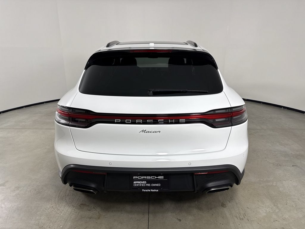 Certified 2025 Porsche Macan AWD/4WD image 6