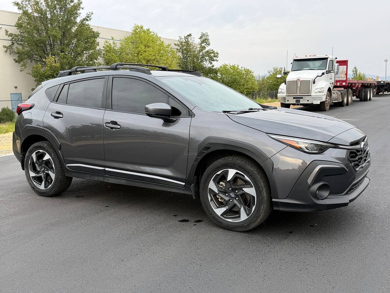 Used 2024 Subaru Crosstrek 2.5i Limited w/ Crosstrek Mirror Package AWD/4WD image 16