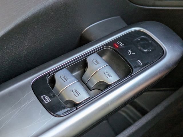 Used 2023 Mercedes-Benz C 300 Sedan image 19