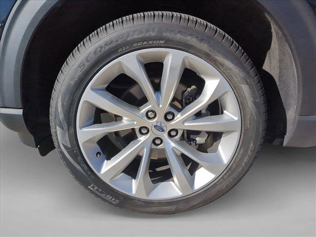 Used 2022 Ford Explorer Platinum w/ Equipment Group 601A image 27