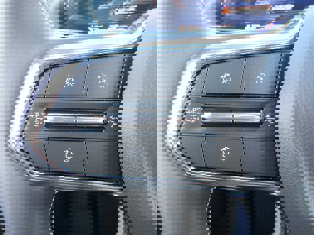 New 2026 Chevrolet Traverse Z71 w/ LPO, Floor Liner Package image 25