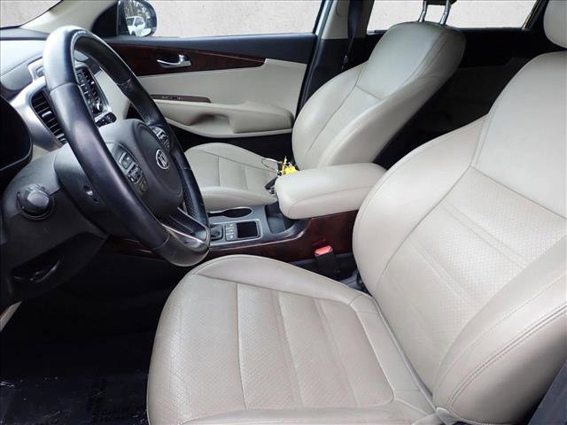 Used 2016 Kia Sorento EX w/ EX Premium Package image 12