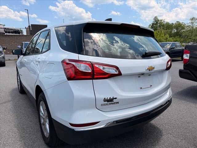 Used 2018 Chevrolet Equinox LS AWD/4WD image 22