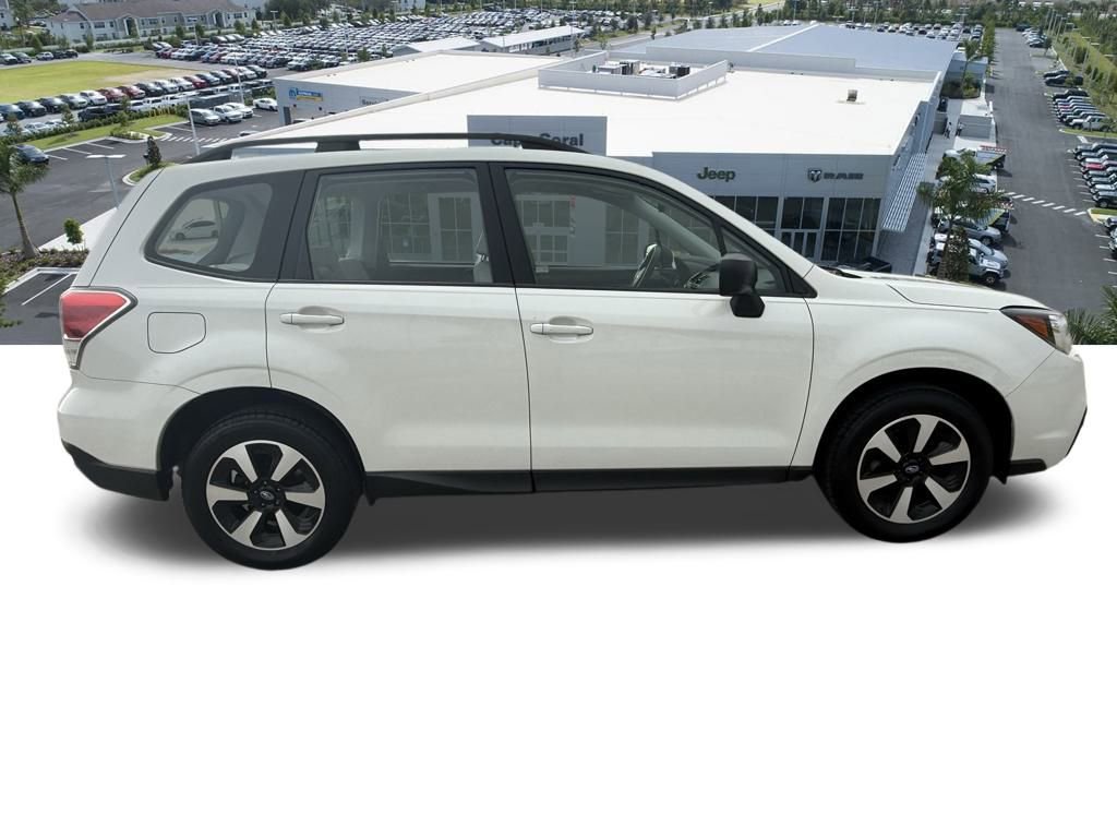 Used 2017 Subaru Forester 2.5i w/ Popular Package #2A image 3