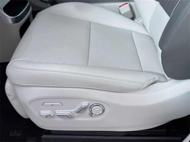 New 2026 Hyundai Ioniq 9 Calligraphy image 35