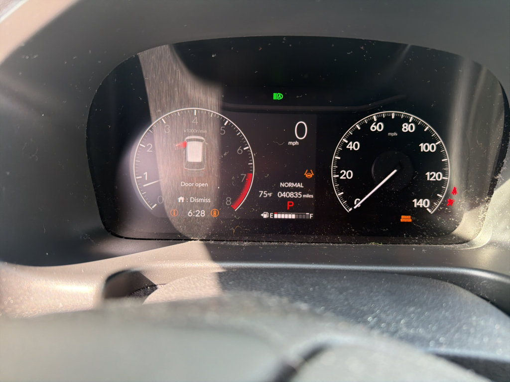 Used 2025 Honda Odyssey Touring image 5