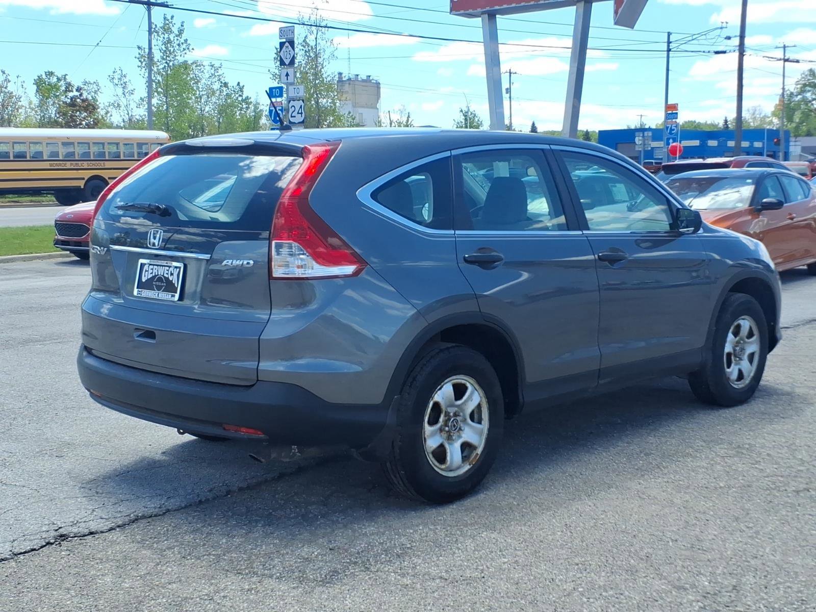 Used 2012 Honda CR-V LX image 6