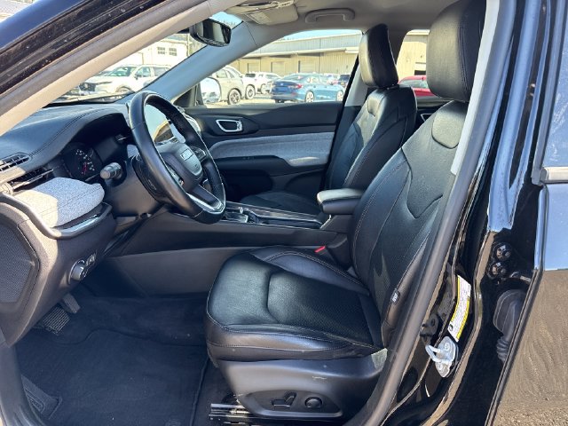 Used 2022 Jeep Compass Latitude AWD/4WD image 17
