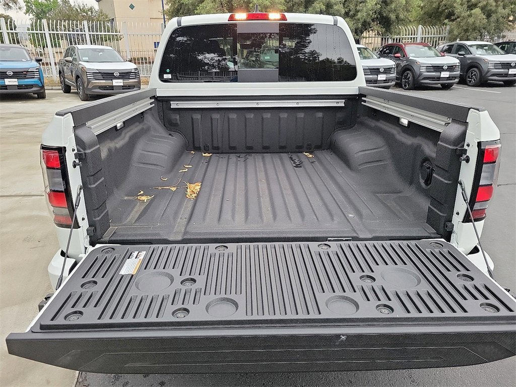 New 2025 Nissan Frontier PRO-4X w/ Pro Premium Package image 4