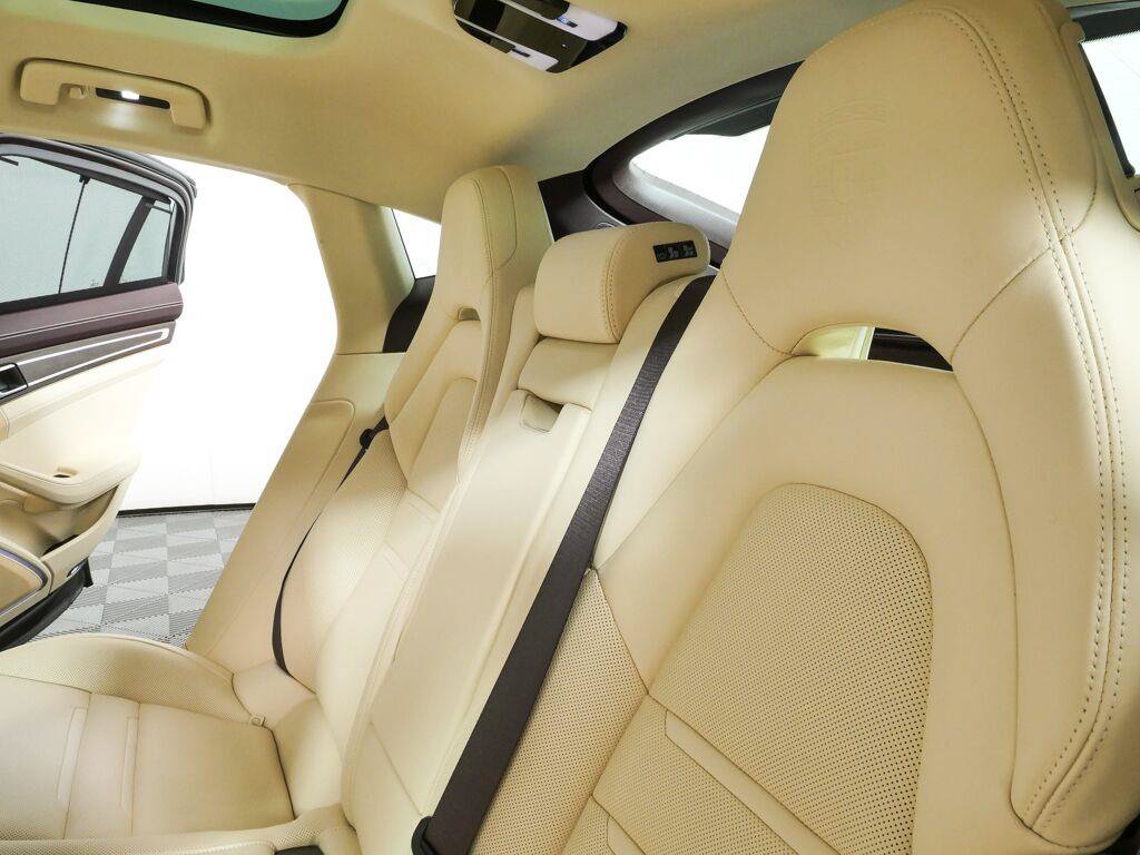 Used 2023 Porsche Panamera 4 AWD/4WD image 24