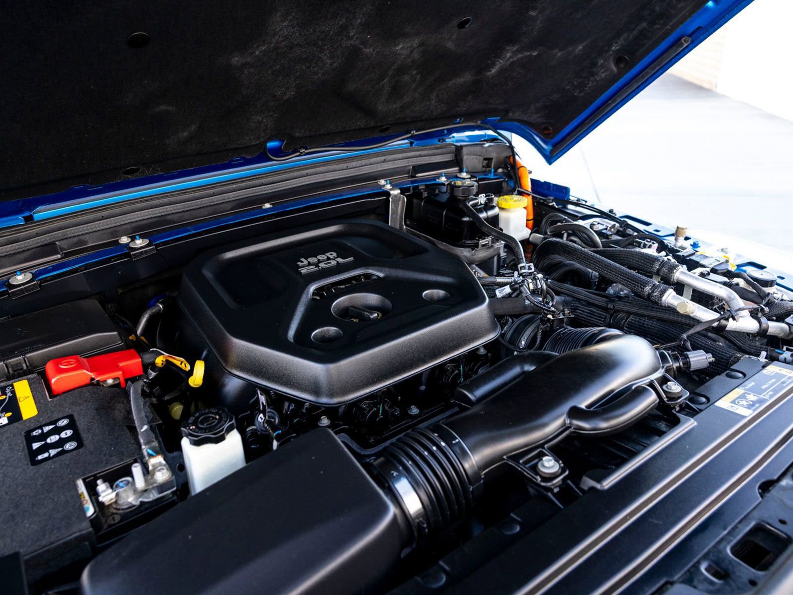 Used 2023 Jeep Wrangler Unlimited Sahara image 30