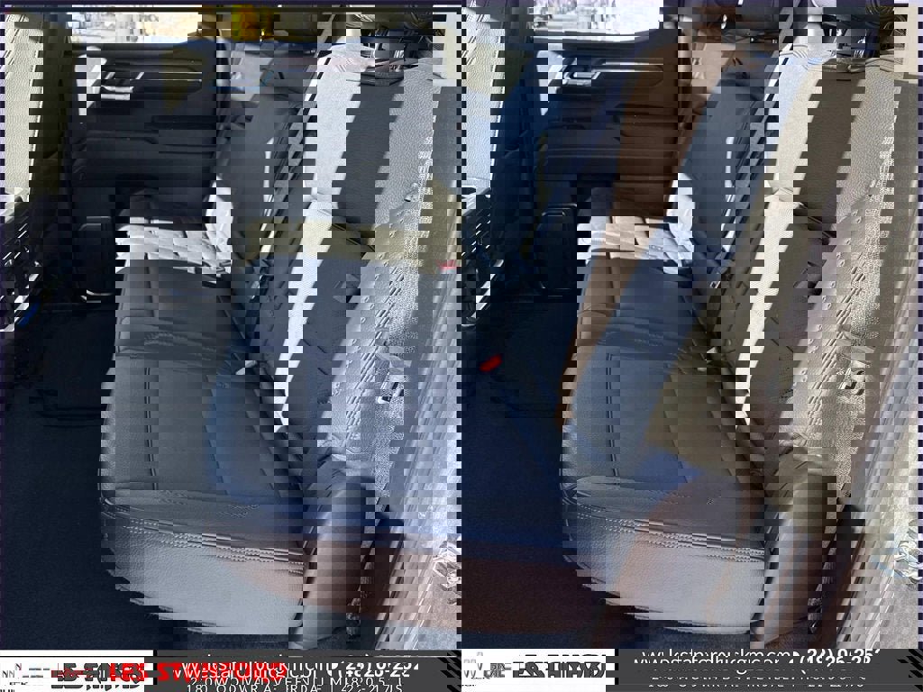 Used 2024 GMC Sierra 1500 Denali w/ Technology Package image 13