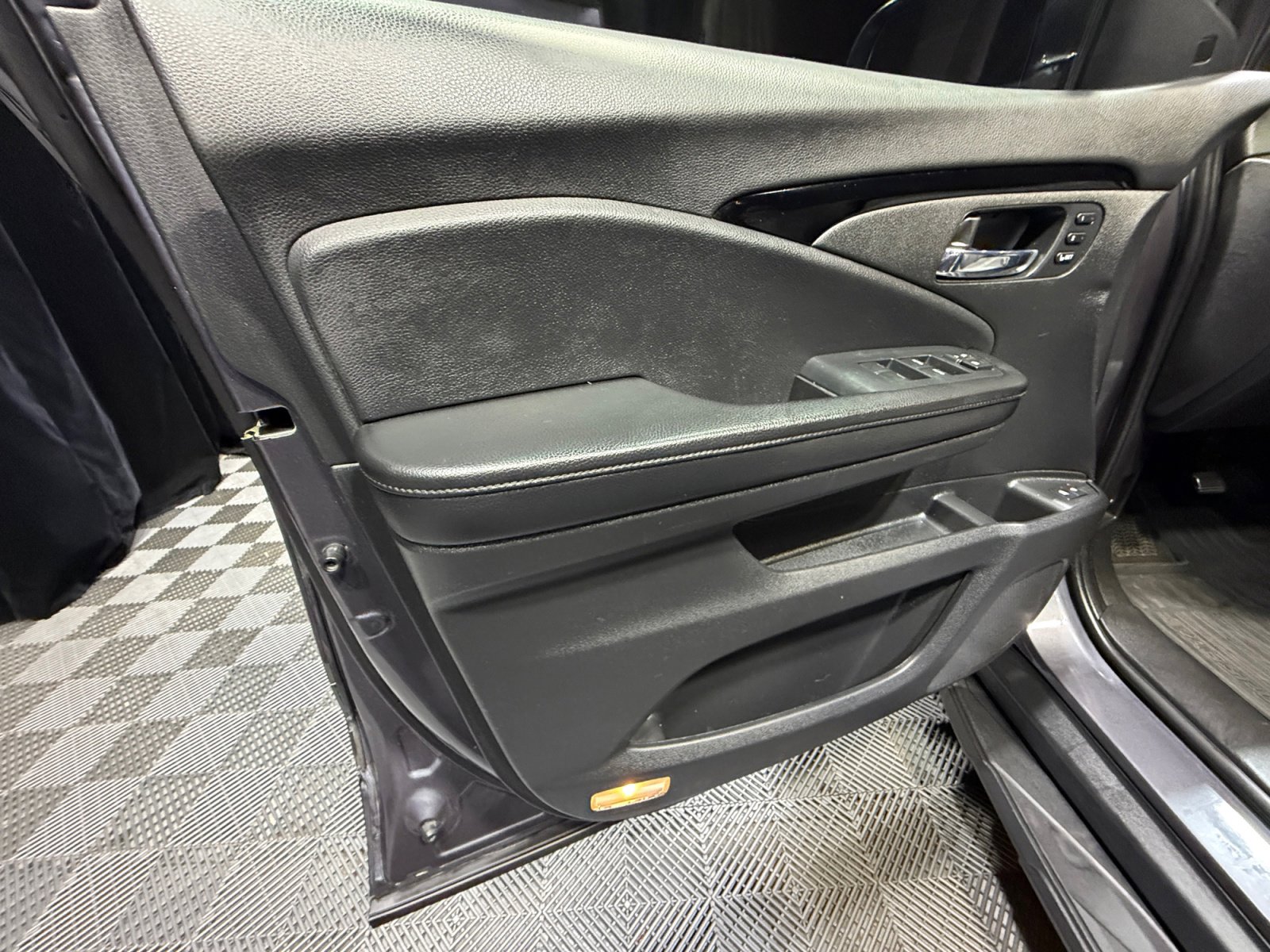 Used 2021 Honda Passport Touring image 13