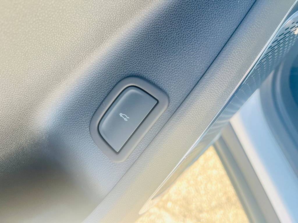 New 2026 GMC Acadia Elevation w/ Black Edition FWD image 21