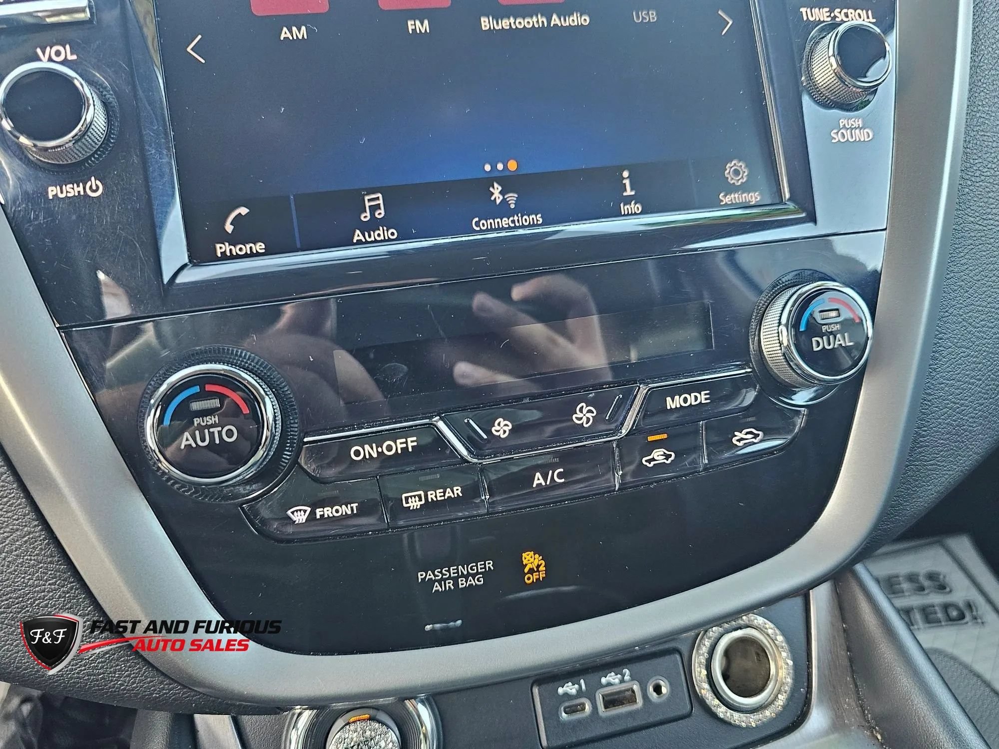 Used 2023 Nissan Murano SV AWD/4WD image 24