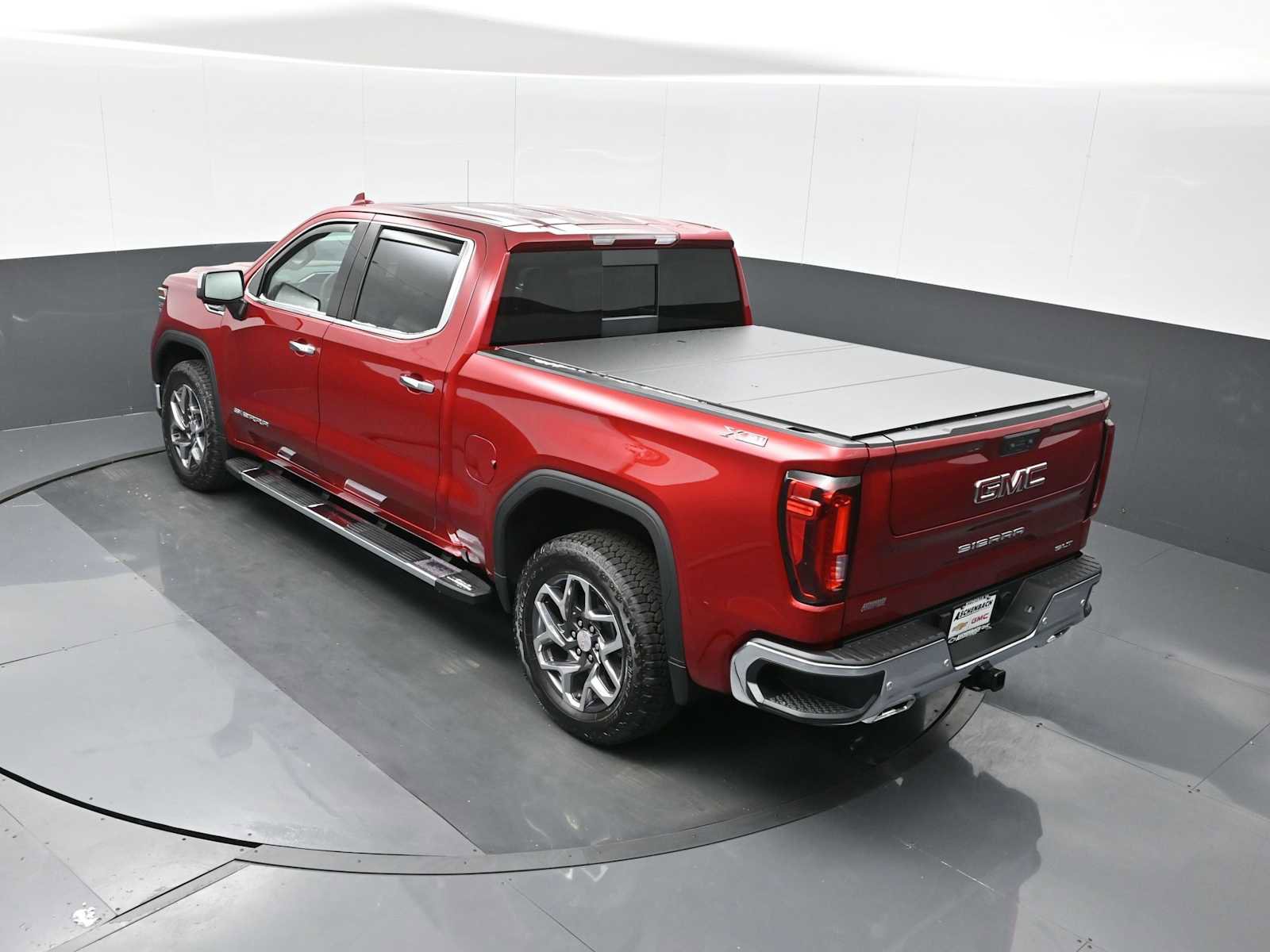 Used 2026 GMC Sierra 1500 SLT w/ SLT Premium Plus Package image 19