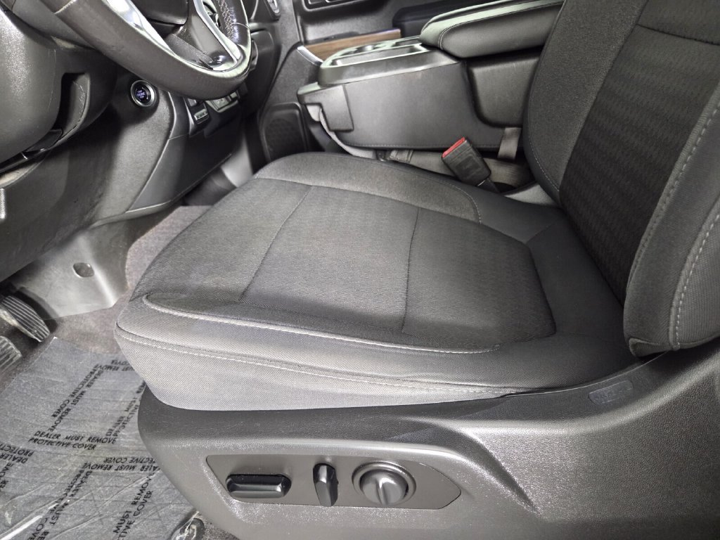 Used 2020 Chevrolet Silverado 1500 LT w/ Convenience Package RWD image 12