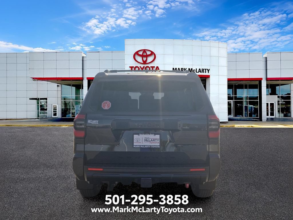 New 2026 Toyota 4Runner SR5 AWD/4WD image 4
