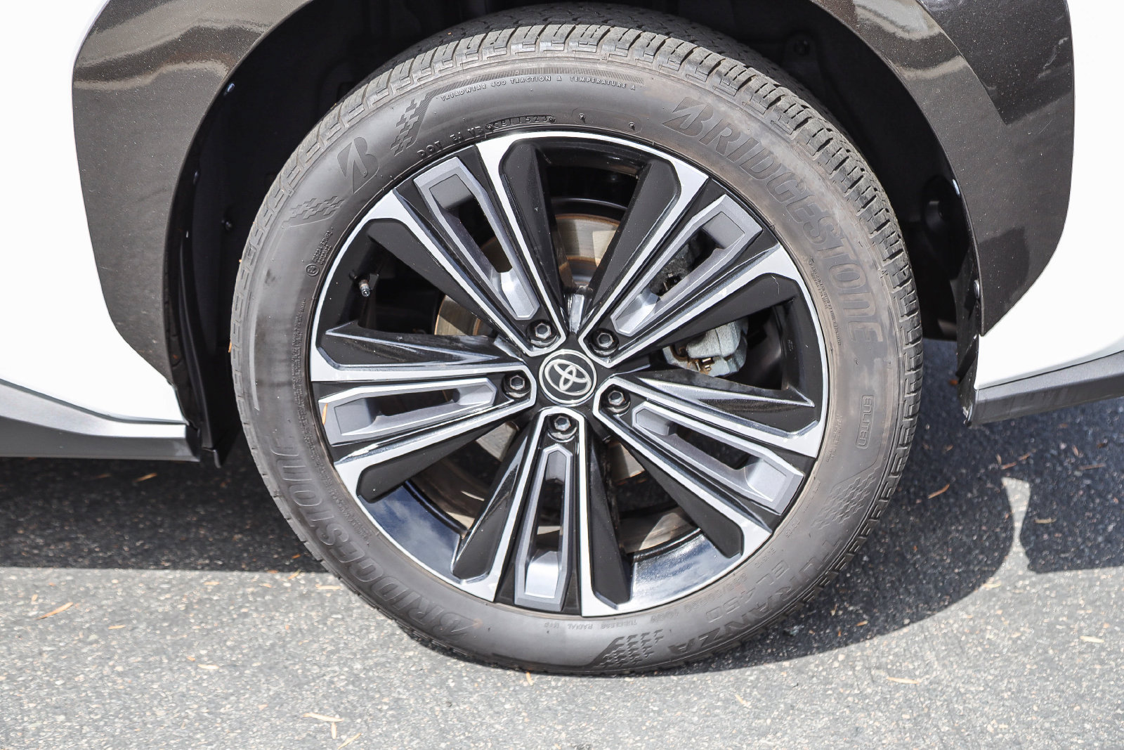Certified 2023 Toyota bZ4X AWD w/ Weather Package image 8
