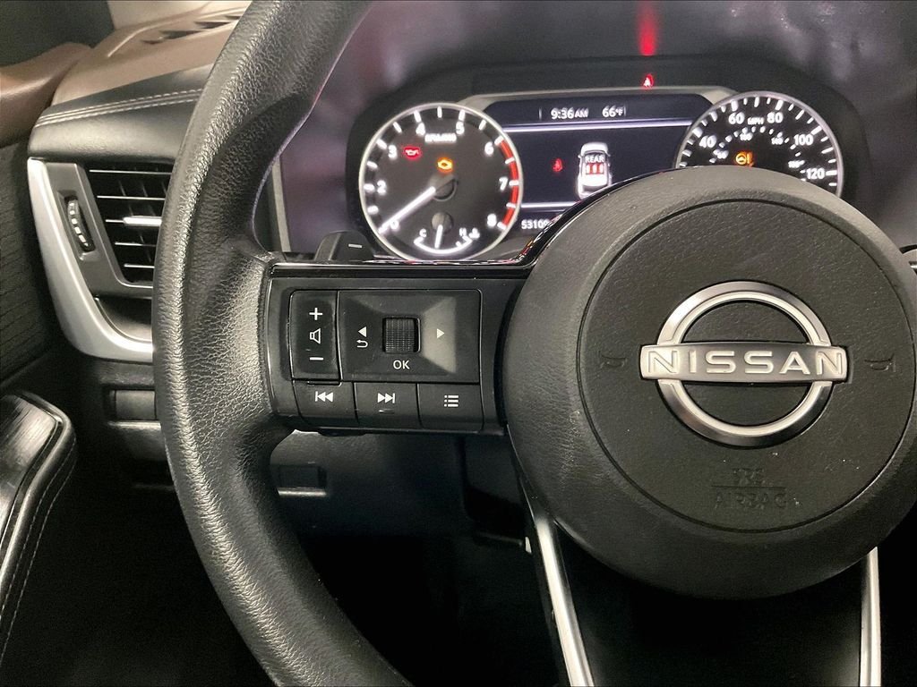 Used 2023 Nissan Rogue SV AWD/4WD image 22