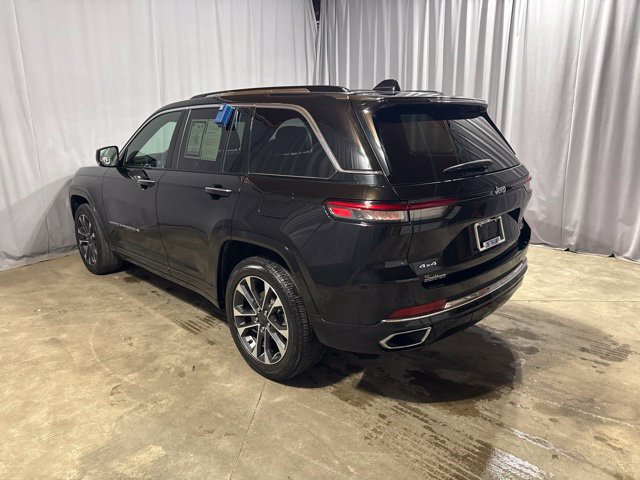 Used 2023 Jeep Grand Cherokee Overland AWD/4WD image 36