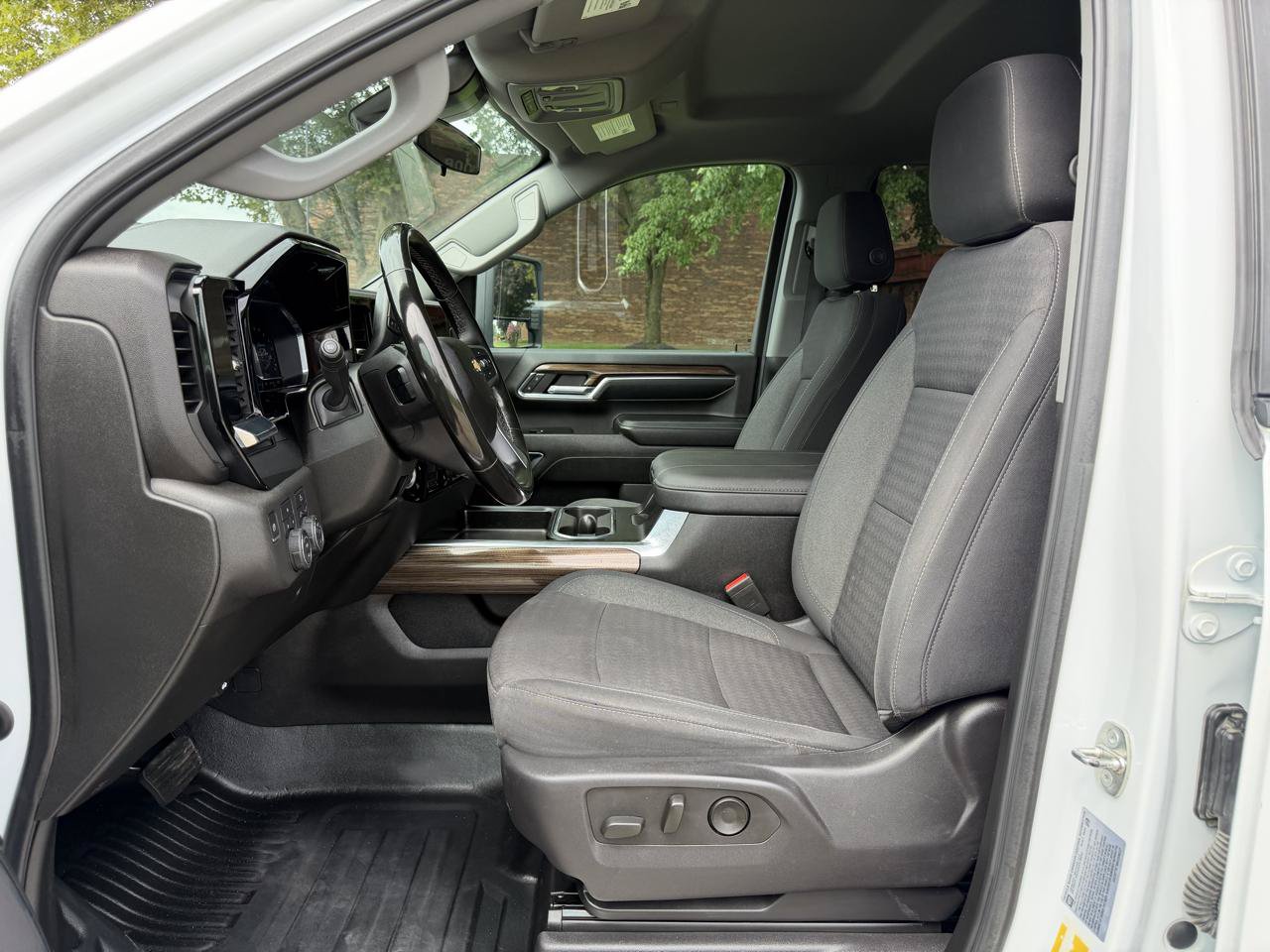 Used 2024 Chevrolet Silverado 3500 LT w/ Convenience Package AWD/4WD image 20