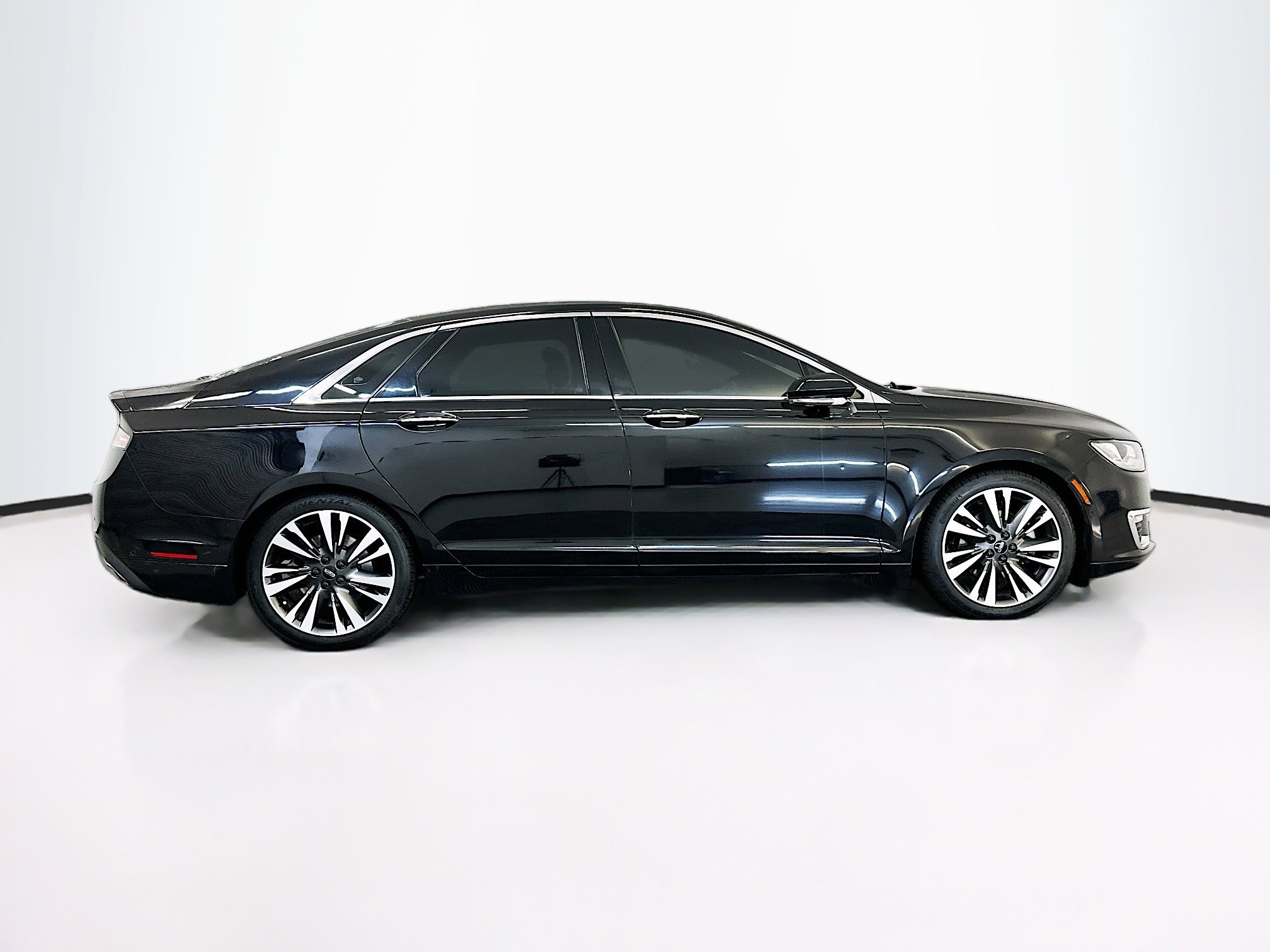Used 2019 Lincoln MKZ Reserve image 10