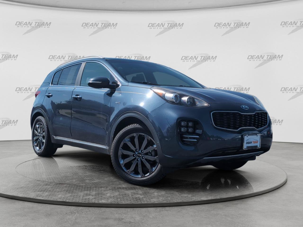 Used 2018 Kia Sportage EX w/ EX Sport Appearance Package AWD/4WD image 2