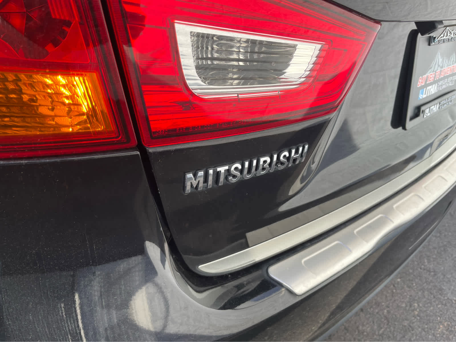 Used 2016 Mitsubishi Outlander Sport SEL image 8