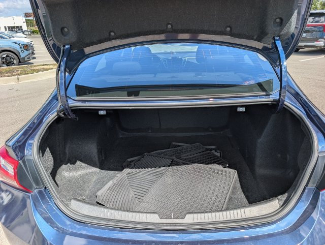 Used 2022 Chevrolet Malibu LT FWD image 6