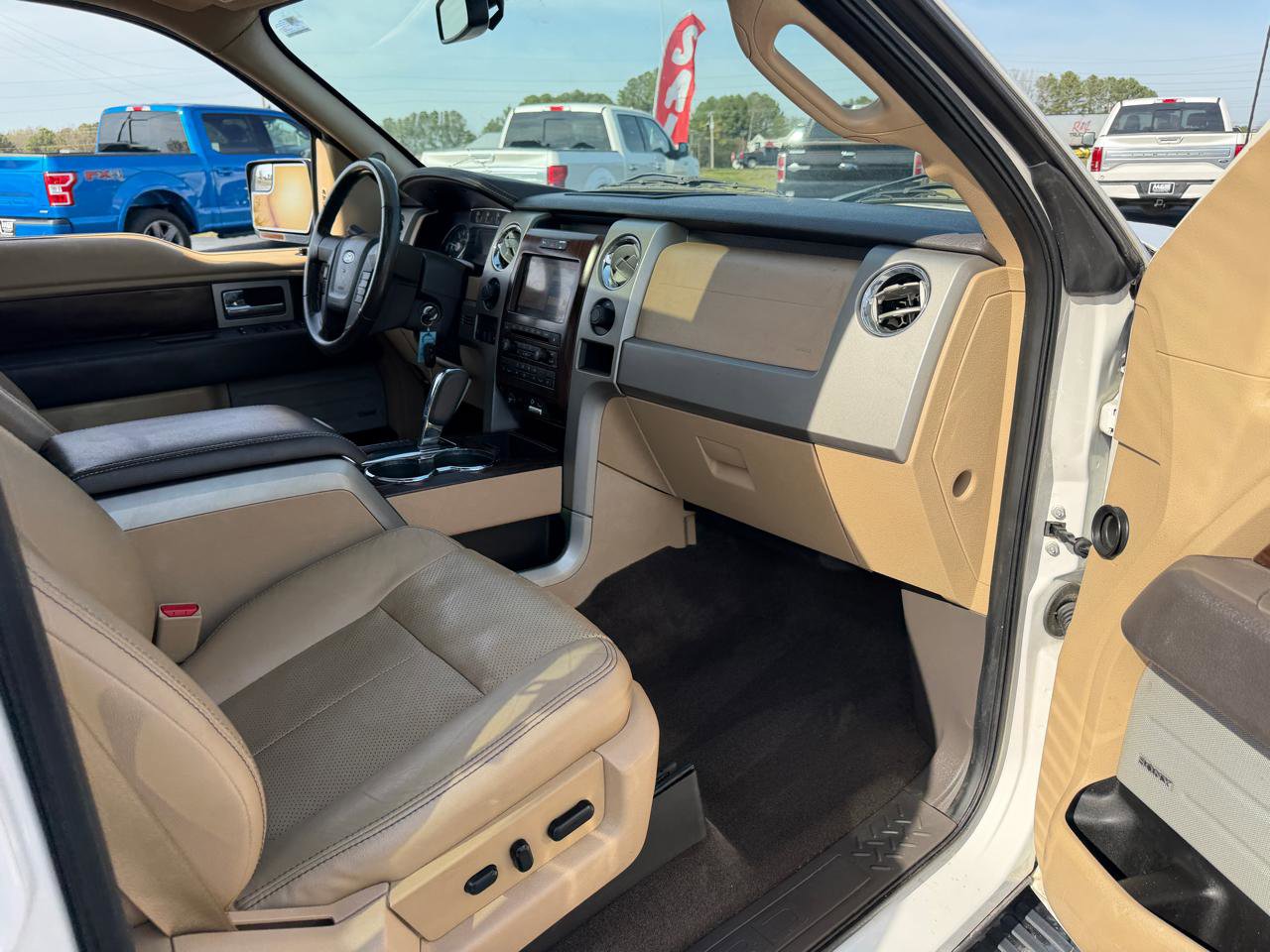 Used 2012 Ford F150 Lariat w/ Lariat Plus Pkg image 16