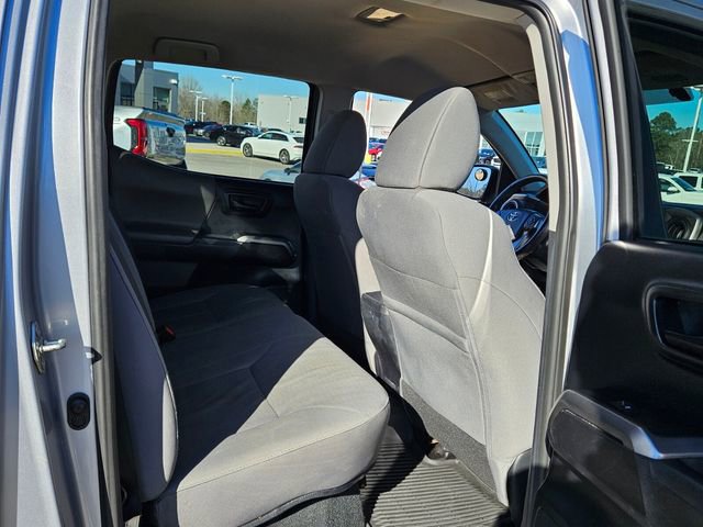Used 2017 Toyota Tacoma SR5 w/ SR5 Appearance Package (SM) image 14