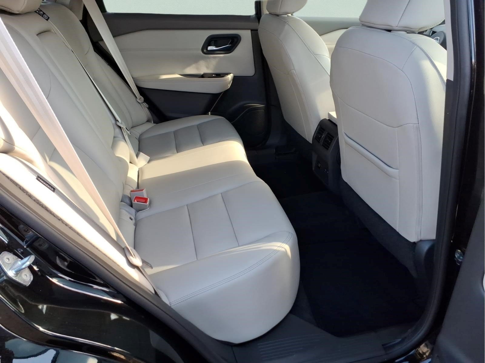 Certified 2023 Nissan Rogue SL w/ SL Premium Package AWD/4WD image 28