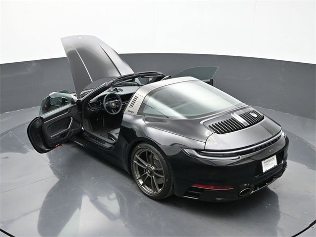 Used 2022 Porsche 911 50th Anniversary Edition image 32