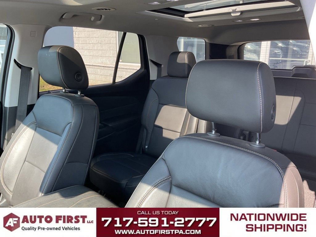 Used 2019 Chevrolet Traverse LT w/ LT Premium Package AWD/4WD image 8