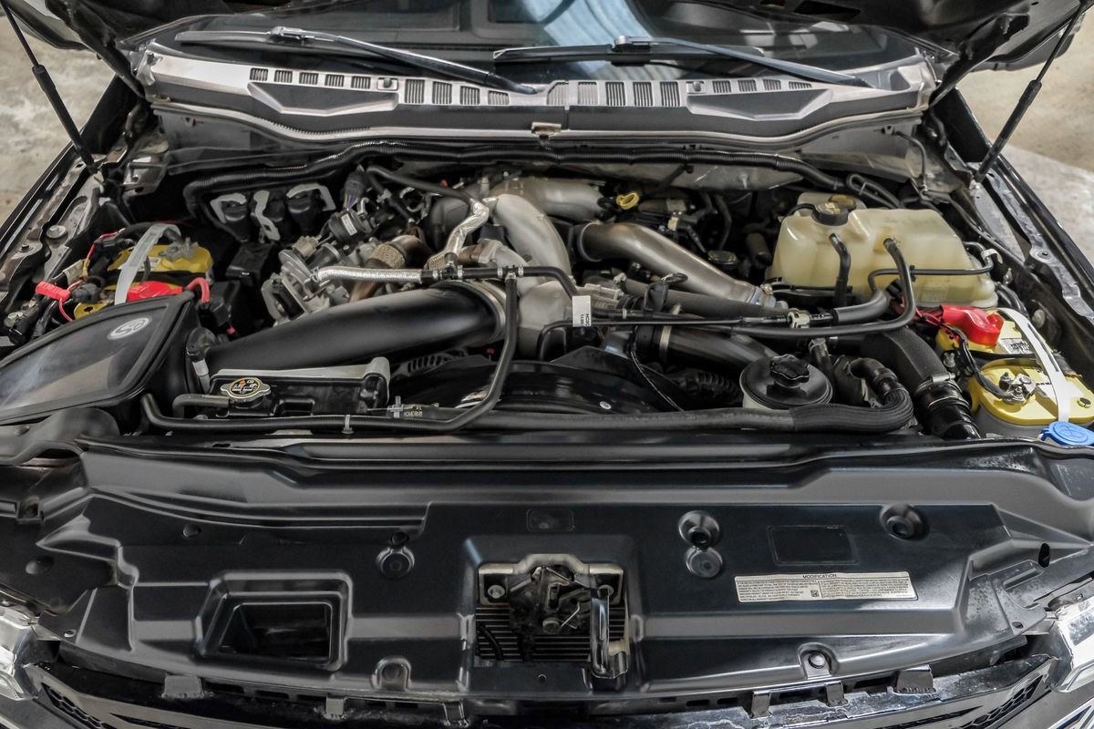 Used 2022 Ford F450 Platinum w/ FX4 Off-Road Package image 60