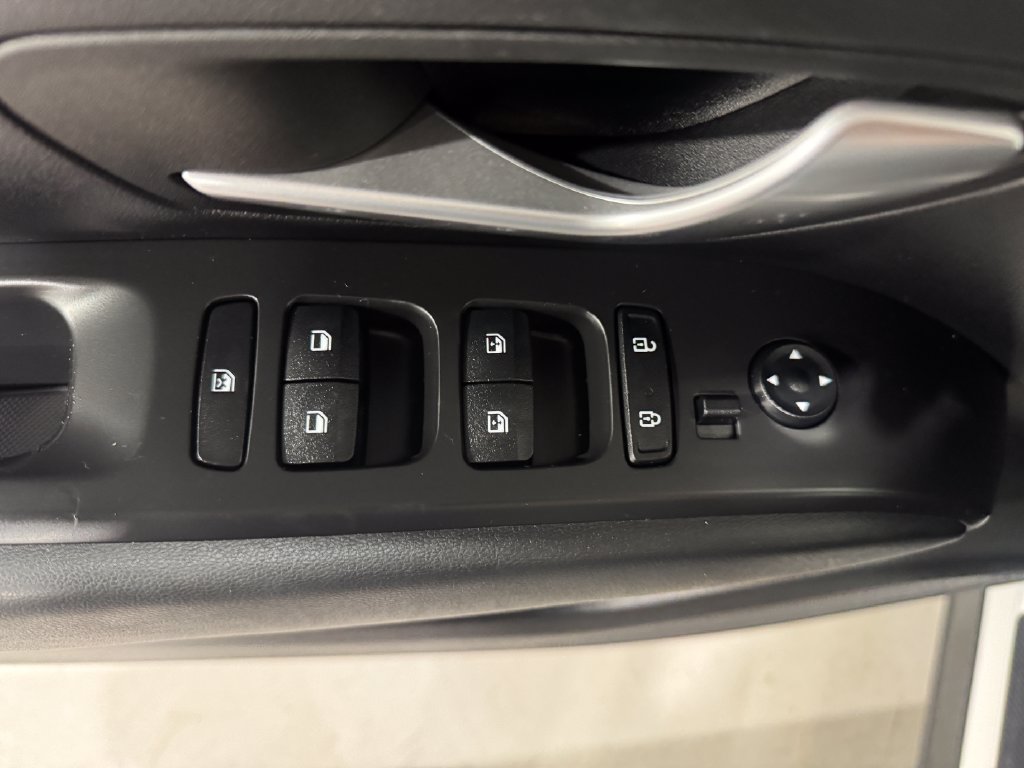 Used 2022 Hyundai Santa Cruz SEL AWD/4WD image 18
