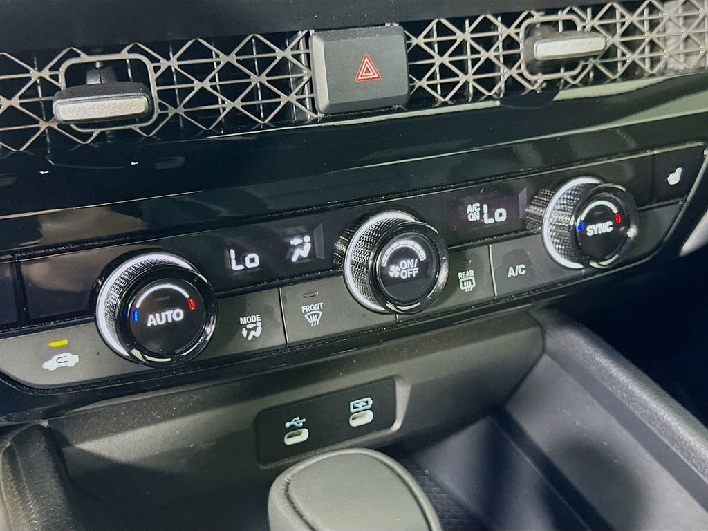 Used 2025 Honda Accord Sport image 27